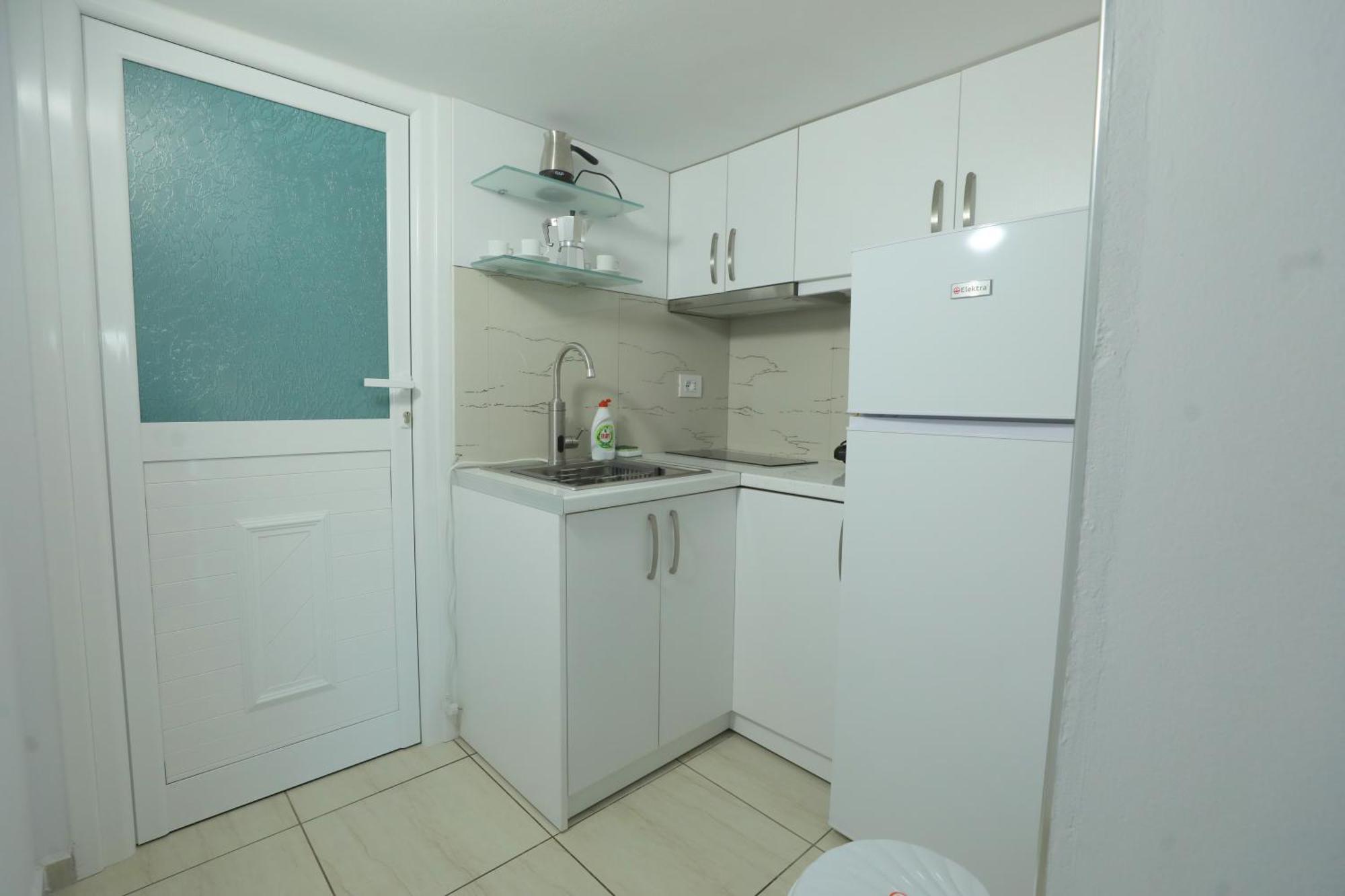 Villa Kevin'S Sarandë Buitenkant foto