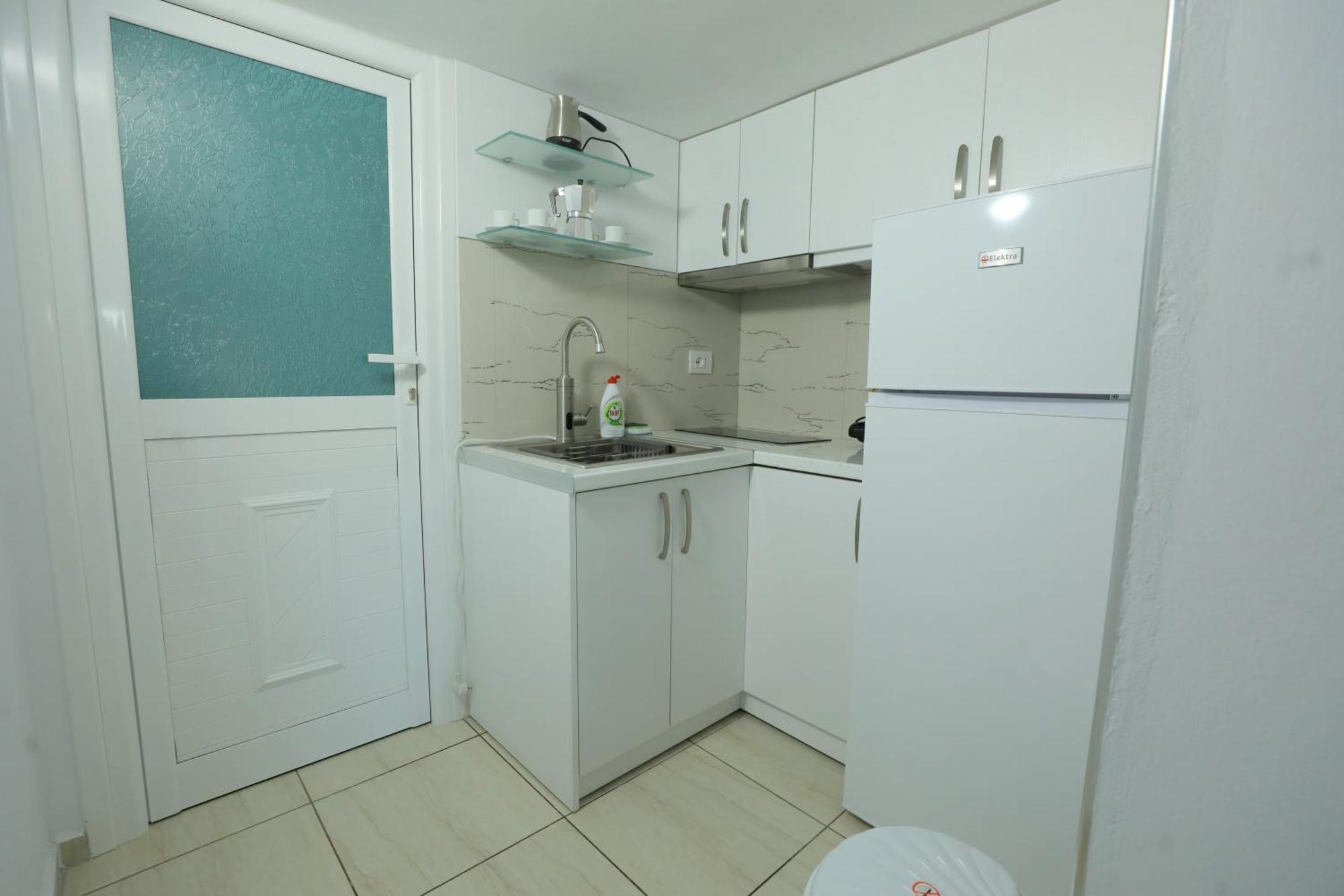 Villa Kevin'S Sarandë Buitenkant foto