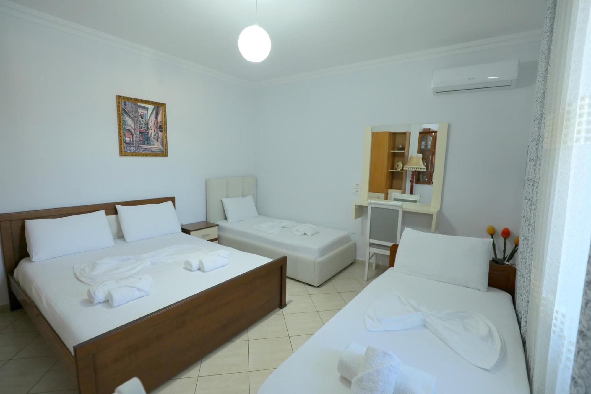 Villa Kevin'S Sarandë Buitenkant foto